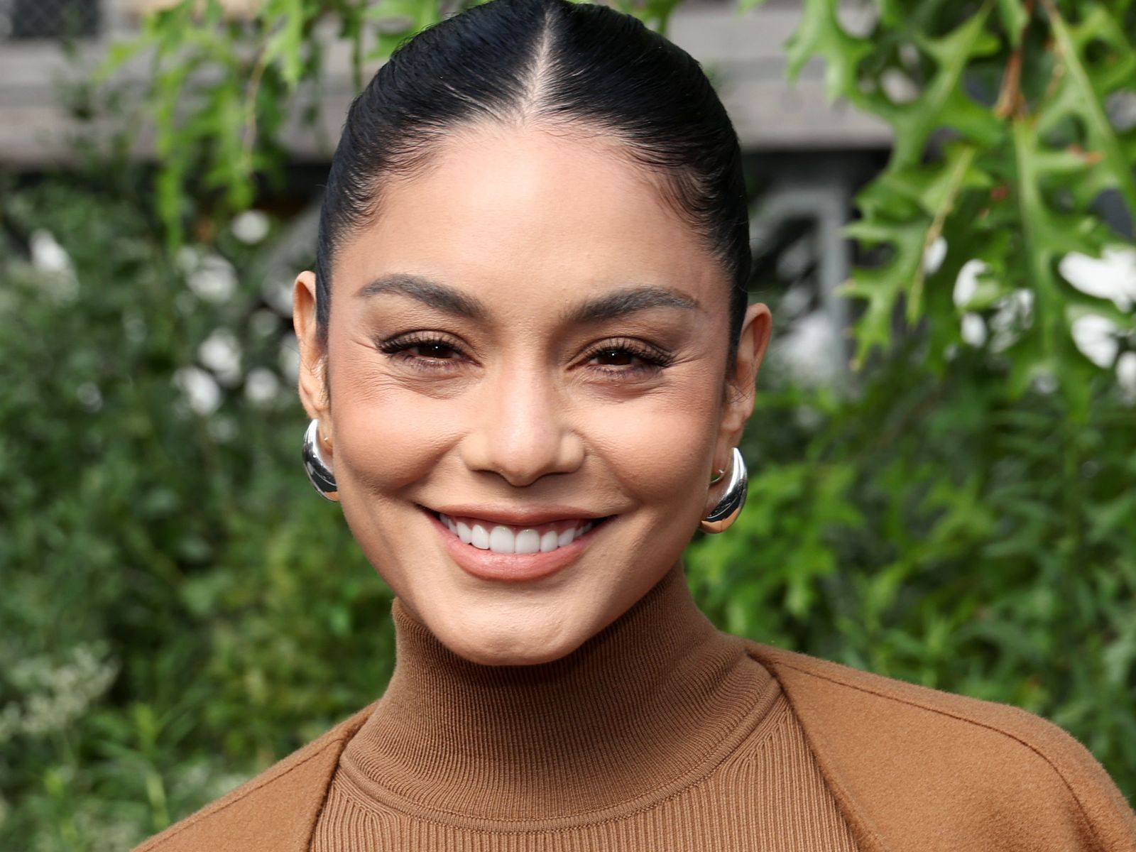 Vanessa Hudgens's Negative Space Neon Manicure Combines So Many Nail Trends